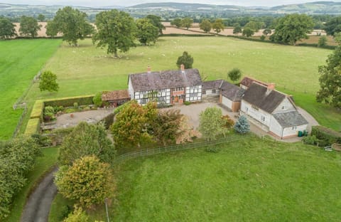 Aerial view of Bearwood House & Cottage