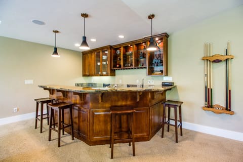 Family Game Room with Wet Bar - Upstairs