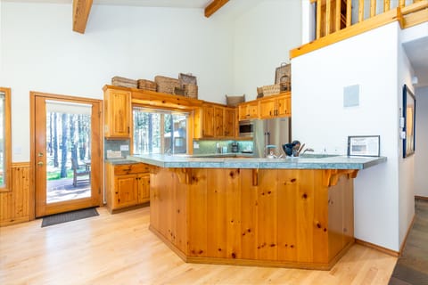 Kitchen - Main Level