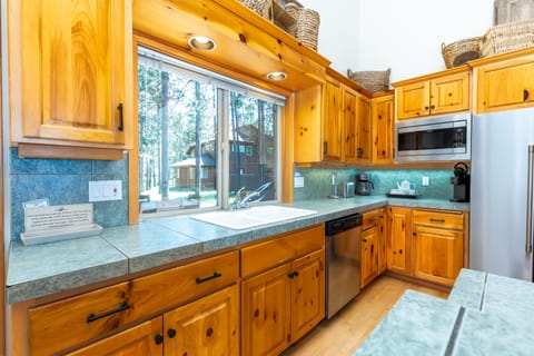 Kitchen - Main Level