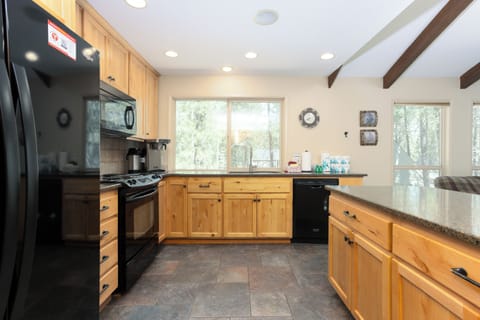 Kitchen - Main Level