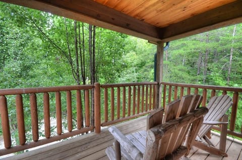 MasterBedroom1Deckv2