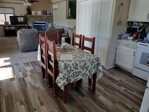 dining room table for 6 and new full size washer/dryer