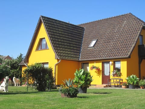Holiday Home Exterior [summer]