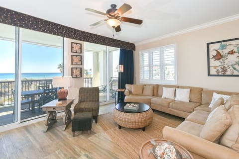 Bella Riva 109 - Living Area with Gulf View