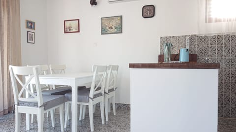 Kitchen and dining area