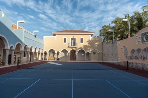 Sport court