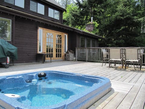 4 person hot tub on the deck