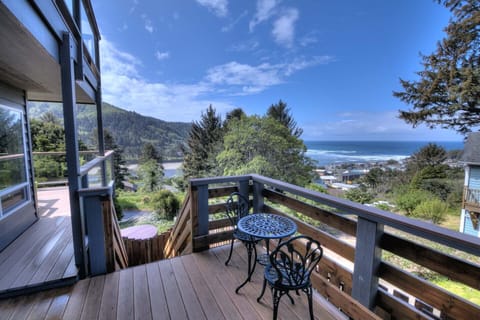 The decks afford every guest their own special place to appreciate the serene beauty.