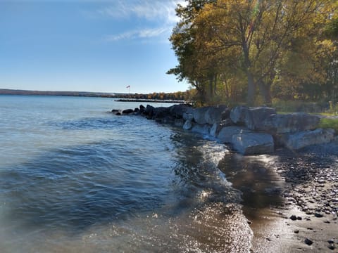 Beach nearby, beach towels