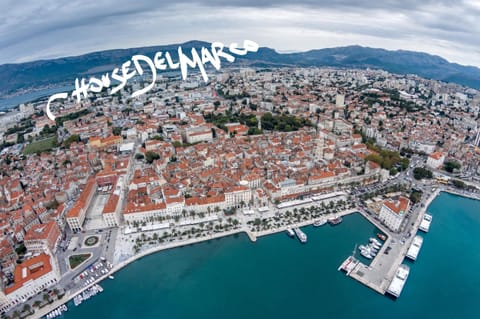 Step between centuries! In 150 m walking distance, journey starts!