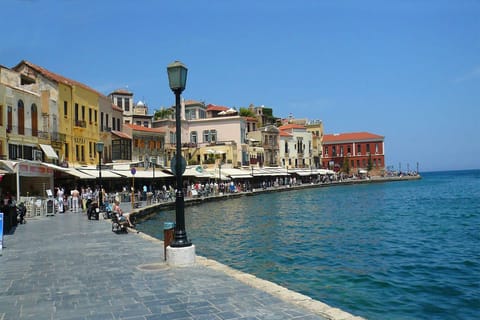 New Modern Apartment for 2,Chania,Chania old harbor
