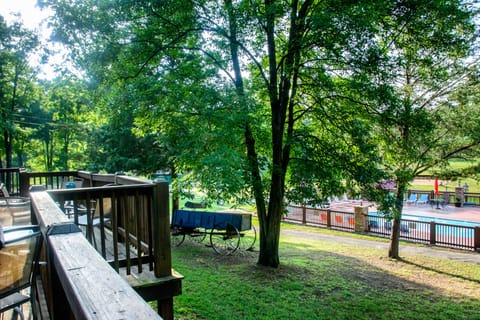 Rear Deck Overlooking The Pool