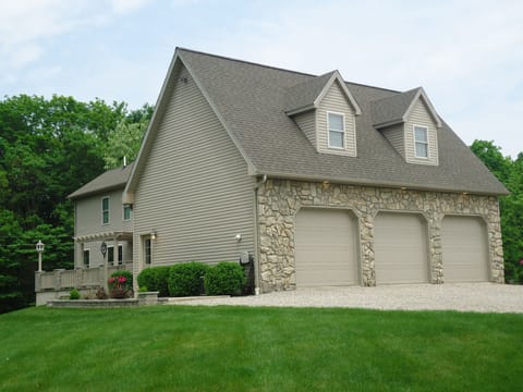 Sunrise Apartment located above our 3 car garage