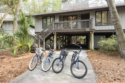 Front of Cottage with Bikes