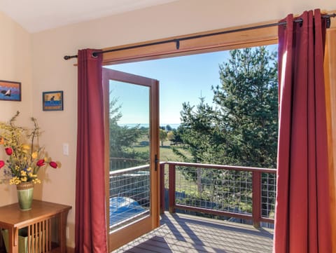 2nd Floor Primary Bedroom