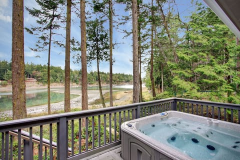 Hot tub looking out on Neil Bay.