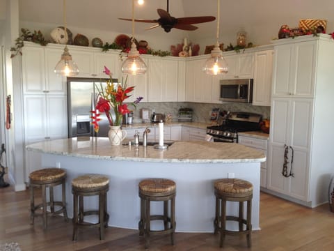MAIN HOUSE KITCHEN W/GRANITE;STOCKED LIKE  GOURMET COOK LOVES;OVERLOOKS GREAT RM