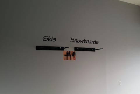 Ski/Snowboard racks in Heated Garage & boot/glove dryers.