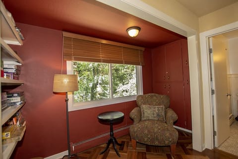 Dollar Point Coates Sitting Area Upstairs