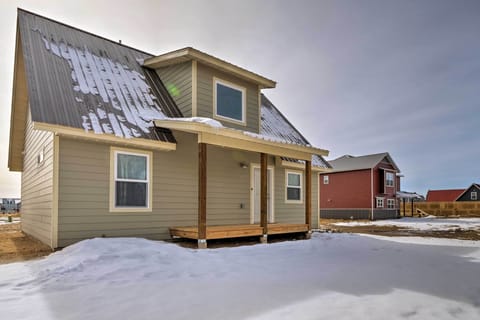 Gunnison Vacation Rental | 3BR | 2BA | 1,400 Sq Ft | Steps Required