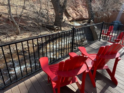 Enjoy coffee on your back deck overlooking the creek!
