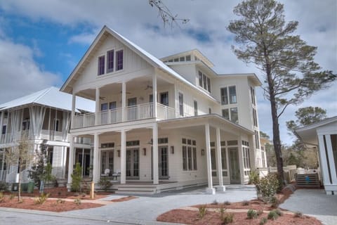 Front View of 169 Scrub Oak Circle in Watercolor, Florida 30A