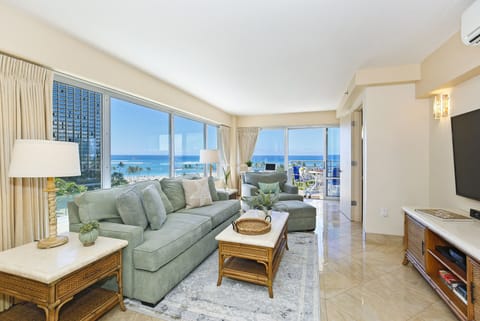 Picture Yourself in this Beautiful Condo with Ocean Views!