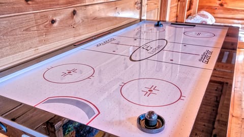 Air Hockey Table