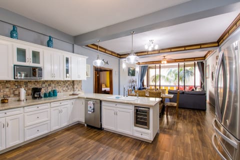 Fully Loaded Kitchen