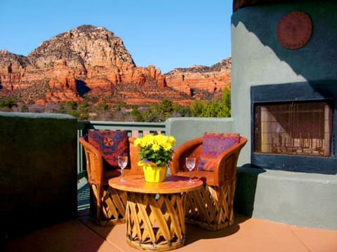 Gorgeous Red Rock Patio Views--Absolutely Stunning!!!