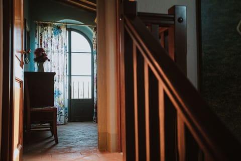 agriturismo-la-papessa-chianti-san-donato-multipropriet-mirtus-living-room