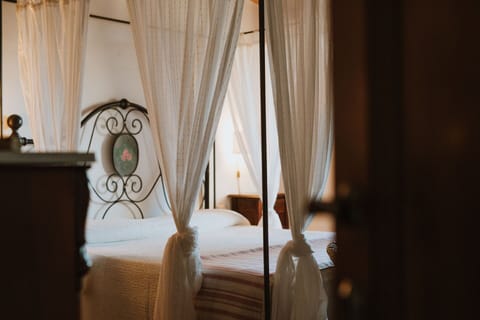 agriturismo-la-papessa-chianti-san-donato-farmhouse-oleandro-bedroom