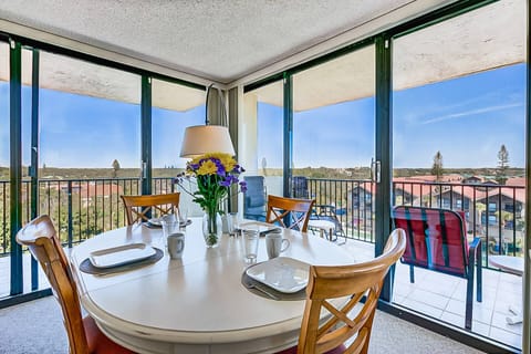 Soak in the amazing views of Siesta Key from your dining room table!