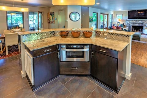 4787f9da-1552-4775-8073-e0e2d0678a9e