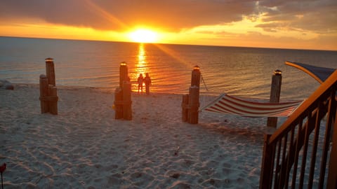 Beach | On the beach, sun loungers, beach towels