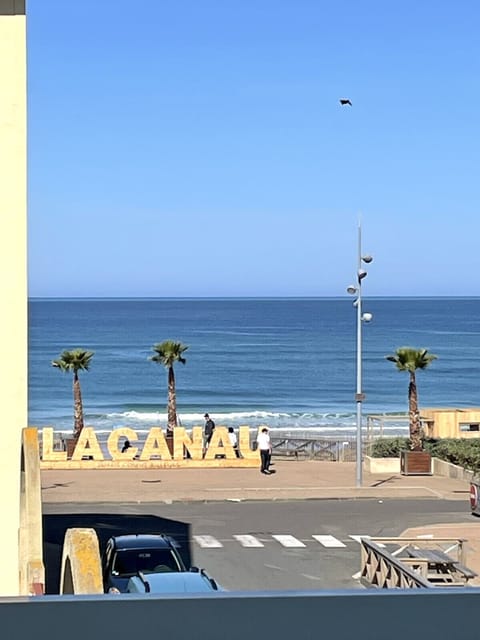 Beach/ocean view