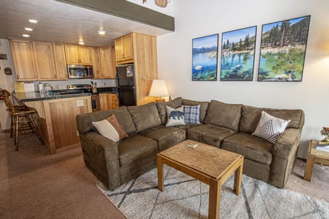 Carnelian Woods 128 Living Area - Carnelian Woods 128 Living Area