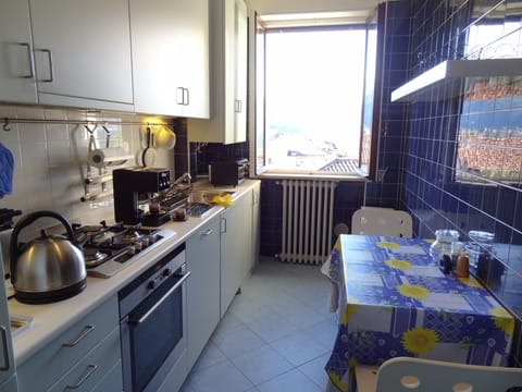 Separate kitchen
