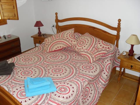 3 bedrooms, iron/ironing board, travel crib, free WiFi