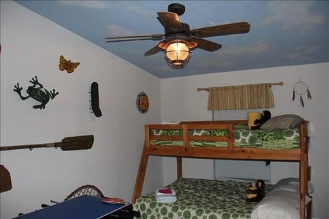 5 bedrooms, iron/ironing board, travel crib, WiFi