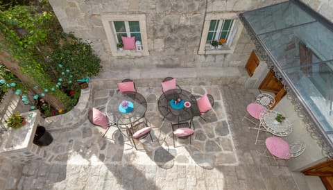 Charming and peaceful garden where you can take a break with glass of wine : )