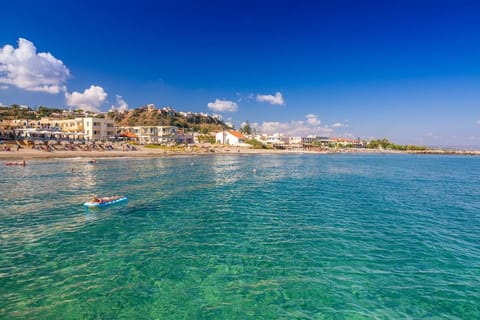 Beach nearby, sun loungers