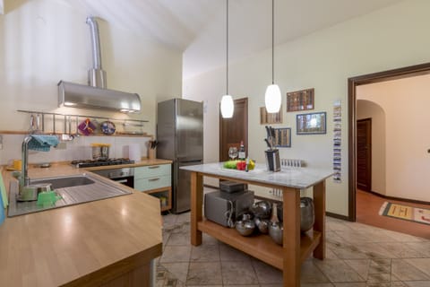 Spacious kitchen with a dishwasher