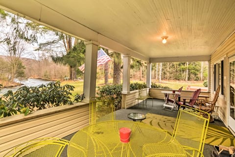 Wilcox Vacation Rental | 6BR | 4BA | 5,000 Sq Ft | Steps Required