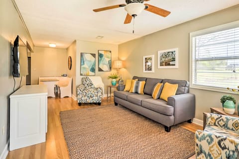 Higden Vacation Rental | 2BR | 2BA | 1,000 Sq Ft | Stairs Required