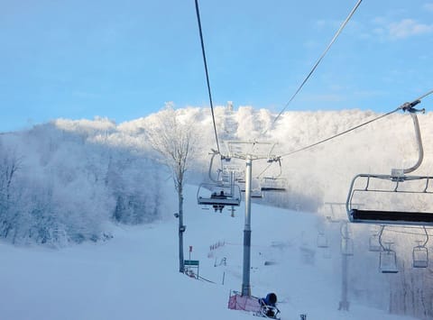 Ski lifts on Sugar Mountain