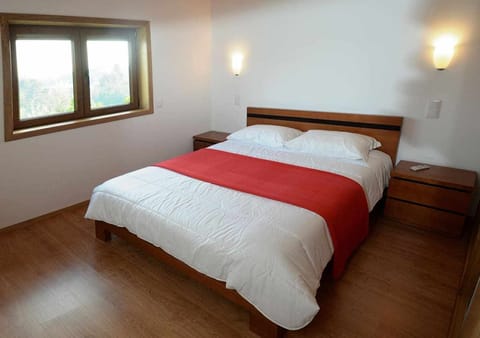 8 bedrooms, iron/ironing board, travel crib, free WiFi