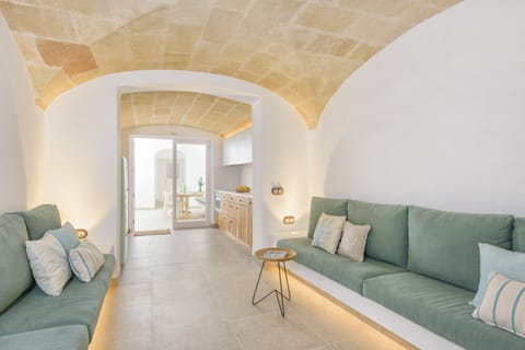 Rustic and luminous style in Casa Sa Font de Menorca