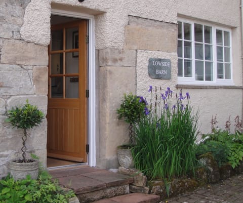 A warm welcome awaits you to Lowside Barn, any time of year.